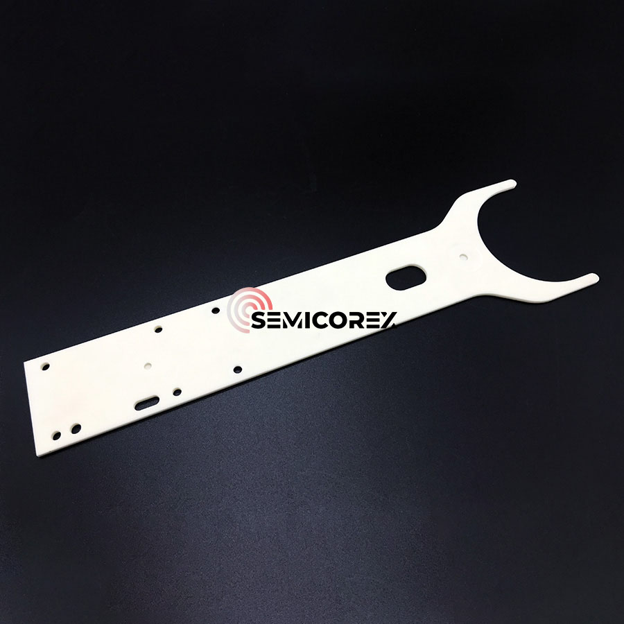 Alumina robot besoa